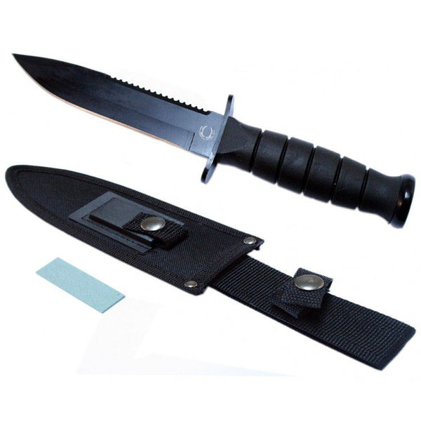 Defender Xtreme Hunting Knife